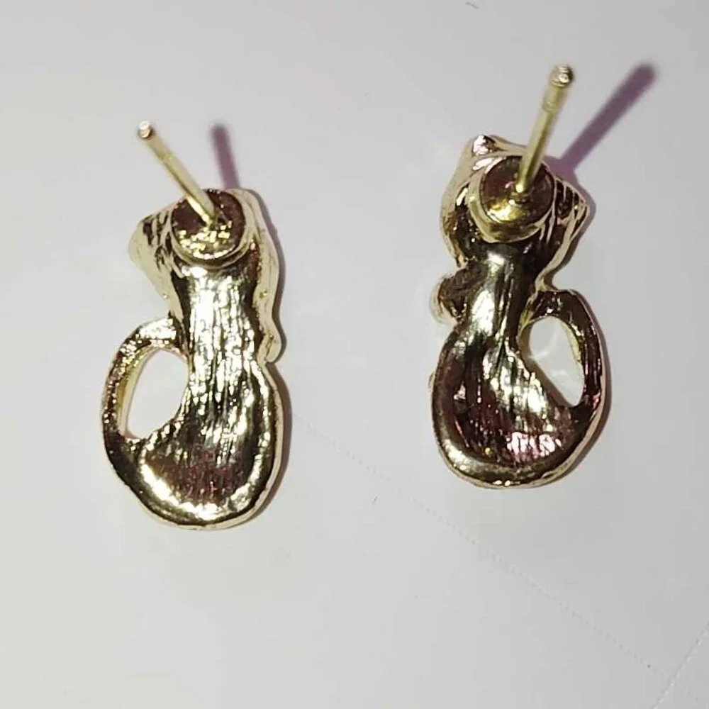 NWT Cute Dainty Kitty Cat Pierced Earrings Gold With Crystal & Black Stones